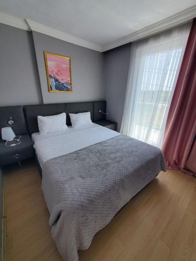 5 Mins To Airport Private Villa Room İstanbul Dış mekan fotoğraf