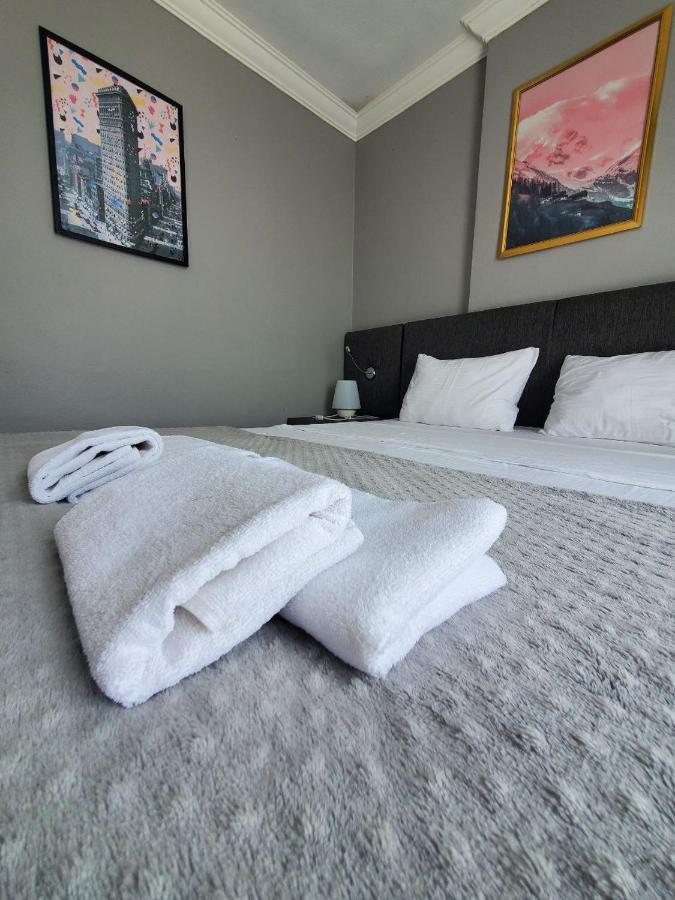 5 Mins To Airport Private Villa Room İstanbul Dış mekan fotoğraf
